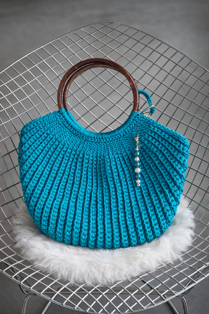 Laguna Pearl – Handgehäkelte Statement-Bag