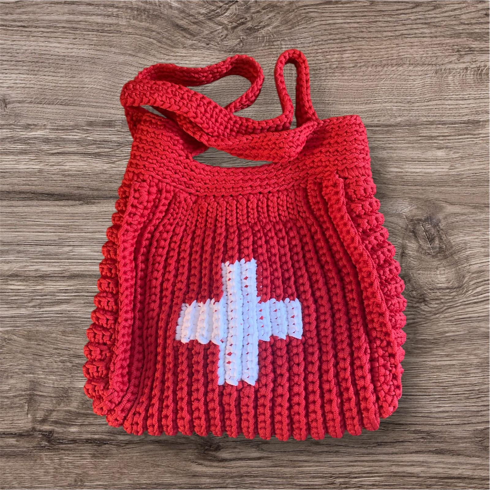 Oh là là Suisse - die gehäkelte Statement-Tasche