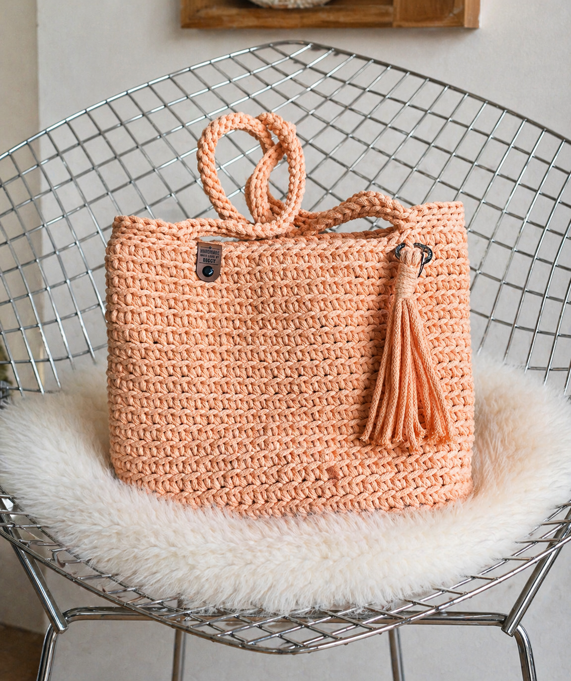 SOLEIL NOMADE – the crocheted statement bag