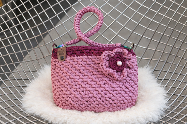 Pink Whisper – handcrafted with heart